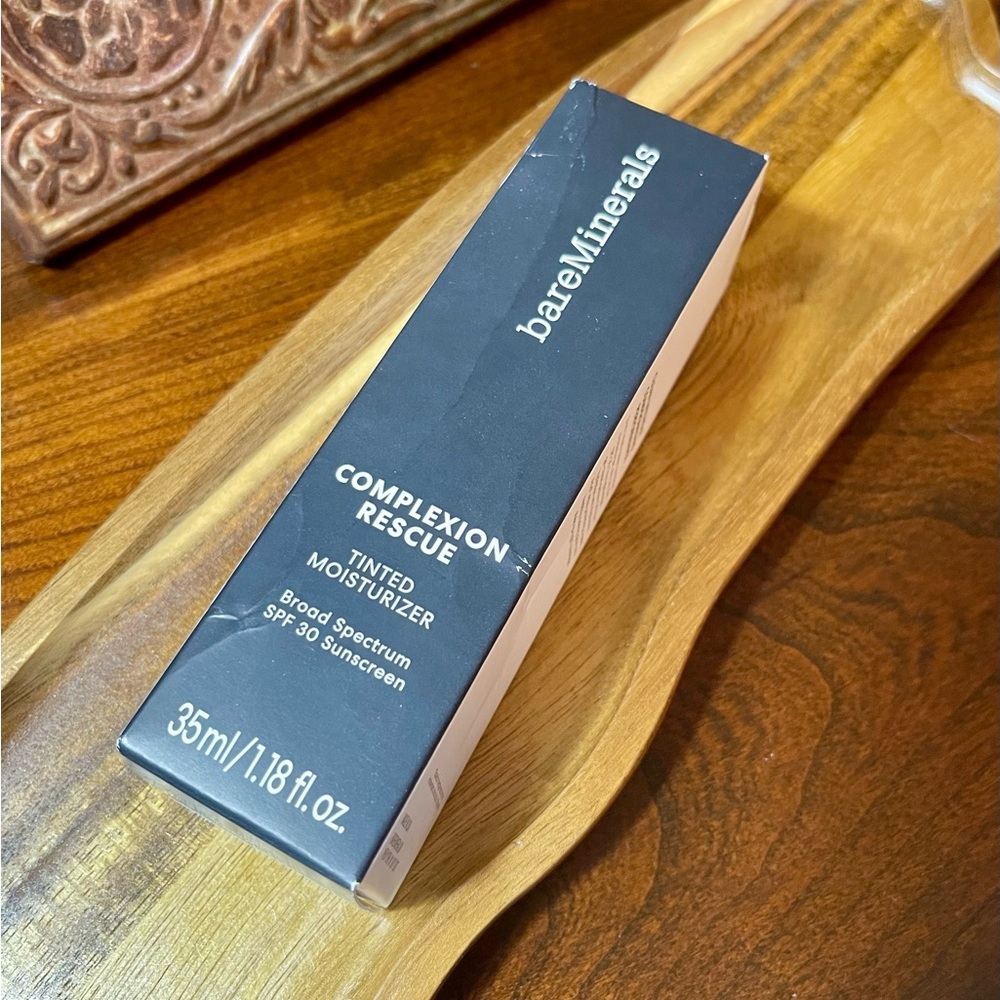 bare minerals | tinted moisturizer wheat 4.5